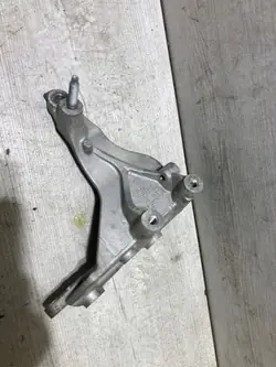 Montagehalterung Ford Kuga III 2023 OEM LX6E8D611AA