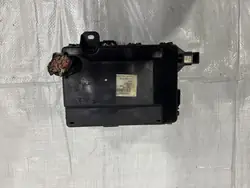 Caja de fusibles Maserati Levante 670033325