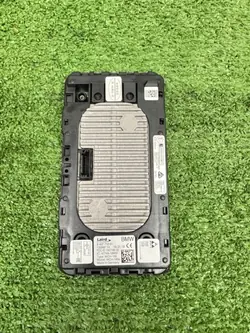 Chargeur à induction BMW OEM 9437712 - Occasion