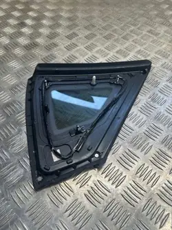 Taka-oikea lasi OEM 87820CV100 KIA EV6 2022