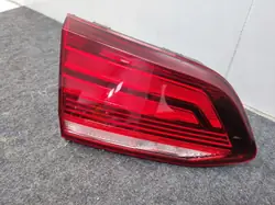 Lámpara Trasera Izquierda en Portón Volkswagen Golf VII 5G9945093H