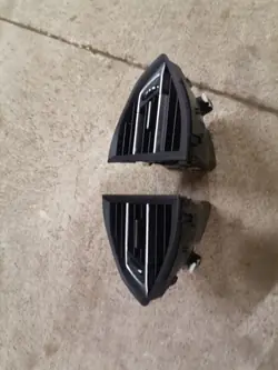 Grelha ventilação consola Peugeot 308 T9 OEM kjhytrewsdfv