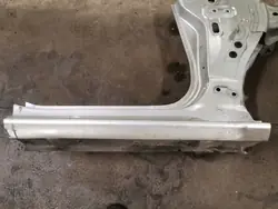 Ford Fiesta mk8 Fram höger pelare OEM bvcfdxs