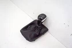 UD016 Pomo de cambios Infiniti Q30 6 velocidades