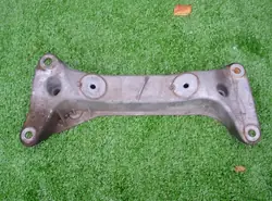 Toyota Supra MK V Vaihteiston Kiinnike OEM