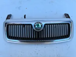 Skoda Fabia I Kylargrill OEM 6Y0853668B - Silver