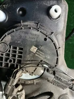 AdBlue-säiliömoodulin pumppu OEM FFH Opel Insignia A:lle