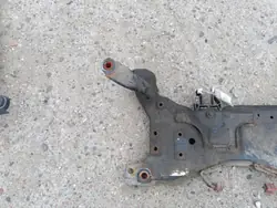 Wrakowisko-13888- Vorderlaufschienen für Volvo V50 1.6D