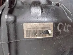 2004 Mercedes C W203 Bakre differential A2033510305