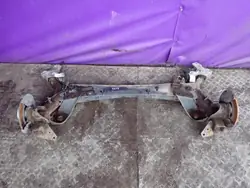 Renault OE Bakaxelbalk OEM Zawada-366023-