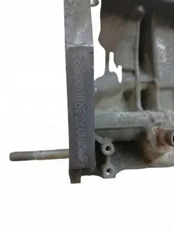 Bloc moteur Dacia Dokker 1.6 SCE OEM H4MD738R004057