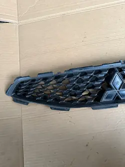 Mitsubishi Space Star II Lyftgrill 6402A 380