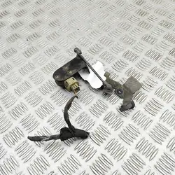 Capteur de niveau avant droit Cadillac Escalade 6.2L OEM 23152098