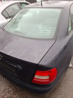 OEM IMPRK1515945 Takakontin Lasi Audi A4 B5 Sedan