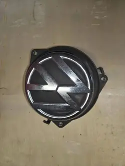 Tirador de portón OEM YWQ2311 para VW Polo V 6R0