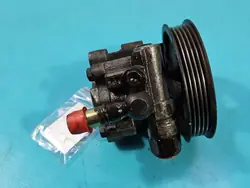 Ohjaustehostimen pumppu Toyota RAV4 II 00- 2.0 D4D OEM IMPRK1592916