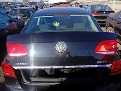 VW Passat B7 Takaluukku OEM MM-1003-1