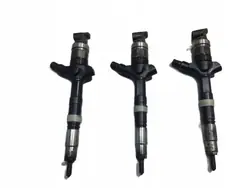 Inyector Toyota Avensis T25 2.0 D4D 23670-0G010
