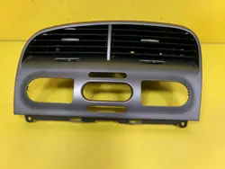 Keski-ilmanvaihtohila OEM DRC98913 SEAT Toledo III:lle