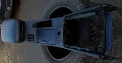 Mittkonsol Armstöd OEM 8011A219ZZ för Lancer 8