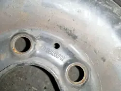 OEM 1684000702 Fram höger stötdämparfäste Mercedes