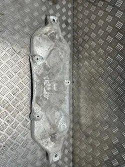 Värmeskydd OEM 61055 för Jeep Compass 2.4L 2017