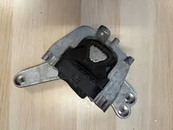 Soporte de motor Volkswagen 5Q0199262S