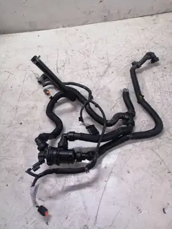 Pompe à eau OEM 212002893R pour Dacia Dokker 2019