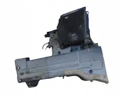 Mercedes W212 Oikea Ponnistus OEM 040 - Käytetty