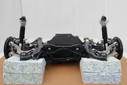 Poutre suspension arrière Audi E-Tron OEM 0EF901141T