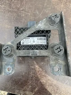 OEM 5Q0907561F ACC Radarsensor für Audi/VW/Skoda