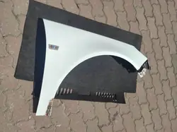 Opel Insignia oikea etulokasuoja OEM Z40R