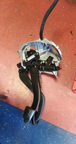 Alavanca do travão de mão OEM 678711 para BMW E92 2008