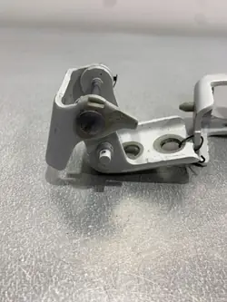 OEM FBZ18759 Charnières Porte Arrière Peugeot 5008