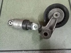 Rouleau tendeur courroie alternateur OEM 000 VW
