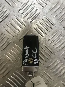 Volkswagen sleutel of kaart OEM FBZ14463 voor Passat CC