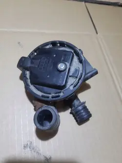 Audi A6 C7 Aktivtkolfilterventil OEM 8K0906253A
