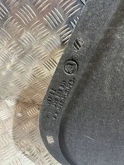 Aislamiento capó Skoda Superb OEM 3V0863831