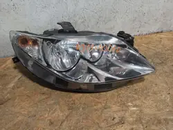Farol Dianteiro Direito SEAT ARONA