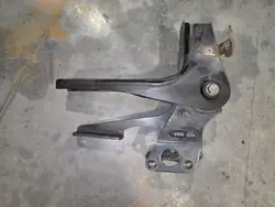 OEM 9673102863 Ohjaamon jousituskiinnike Atego 3 MP3
