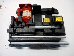 OEM 997501544R Domkraftsförvaringslåda Renault Master