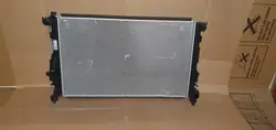 Kühler OEM 214109709R für Duster 2025 - Gebraucht