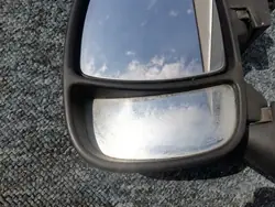 Espejo izquierdo RENAULT TRAFIC II 7701473245