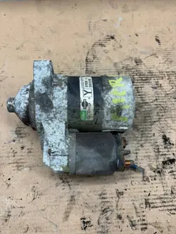 Distribuidor Nissan OE OEM 233001F770 - Usado