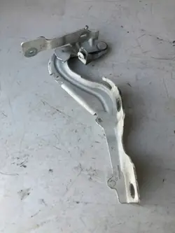 Konepeltisarana Vasen OEM 9812778580 Citroen C3 III