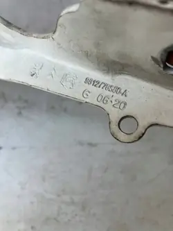 Dobradiça do Capô Esquerda OEM 9812778580 Citroen C3 III
