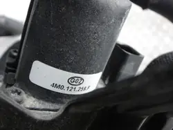 Pompe à eau auxiliaire Audi Q7 e-tron OEM 4M0121259F