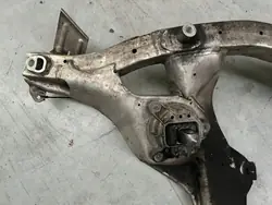 Vorderer Querträger OEM 560988689 für BMW 5 F10/F11