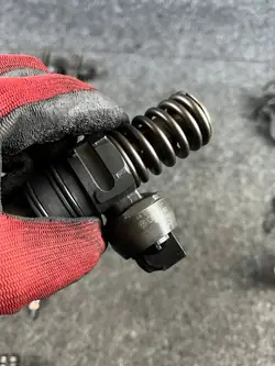 VW 1.9 TDI Pumpinjektor OEM 038130073AG - Begagnad