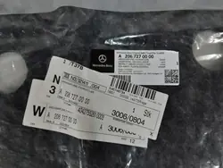 Feltro Porta OEM A2067270000 Direito Dianteiro Mercedes Classe C